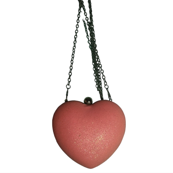 Pink Puffed Glitter Heart Clutch Purse - Picture 10 of 11